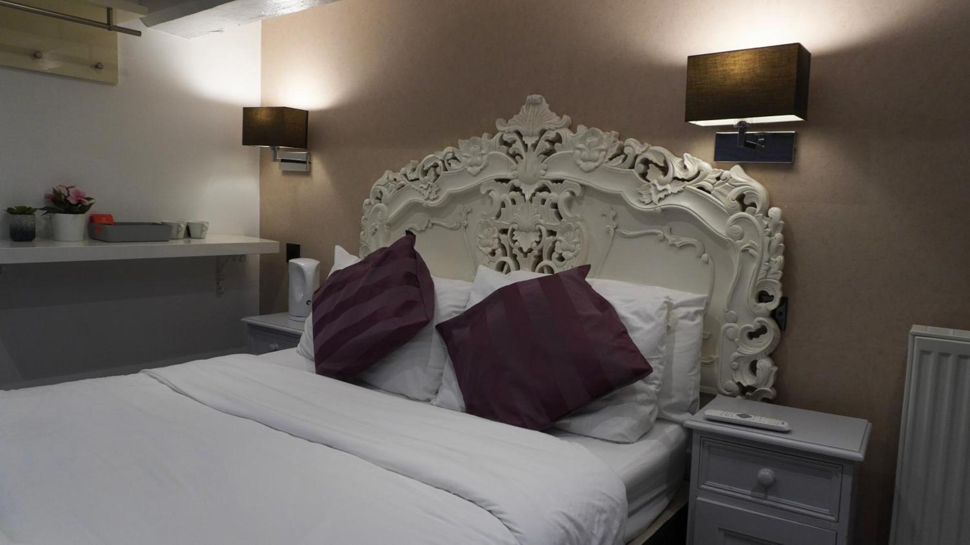 Hotel The Bell Shifnal Extérieur photo
