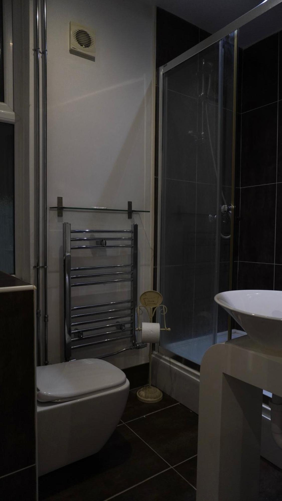 Hotel The Bell Shifnal Extérieur photo